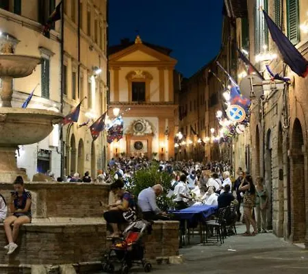 Апартаменти Centro Storico-piazza Del Campocasa Martina